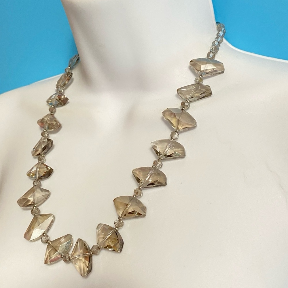 TRACI LYNN  Faceted Sparkly Crystal Beads Necklace